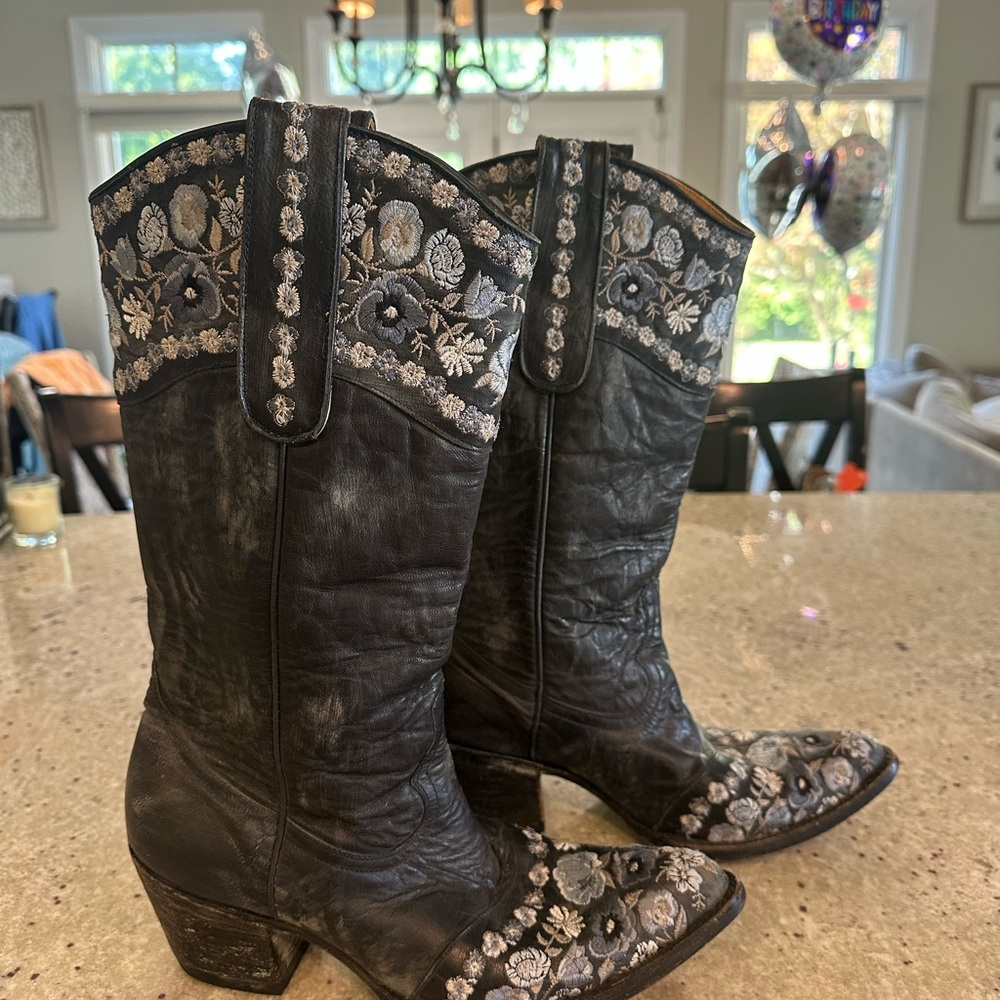 Old Gringo Black and Gray Heeled Boots
